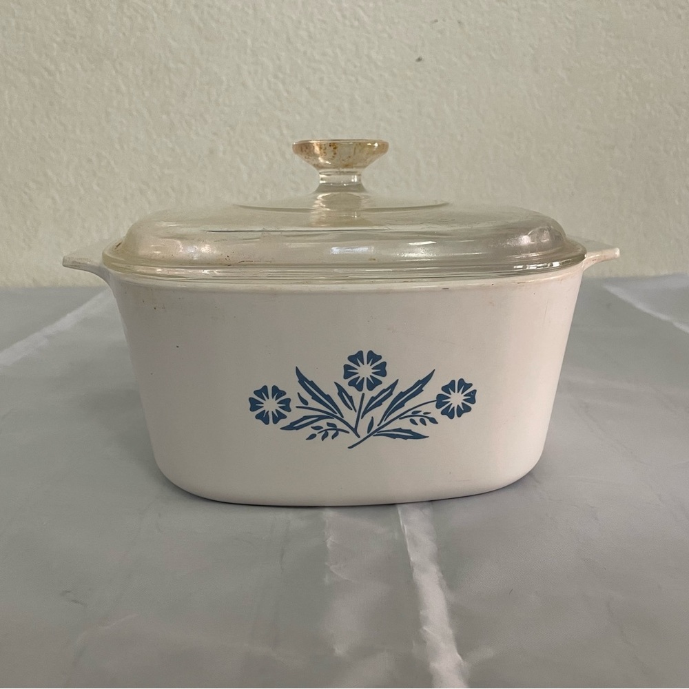 Vintage Corning Ware BLUE CORNFLOWER, A-1 1/2-B 1.5 quart casserole with Lid